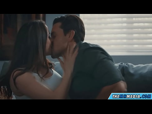 ❤️ Romantikong pakikipagtalik sa isang magandang busty na ina Fucking video  sa amin ❌️❤